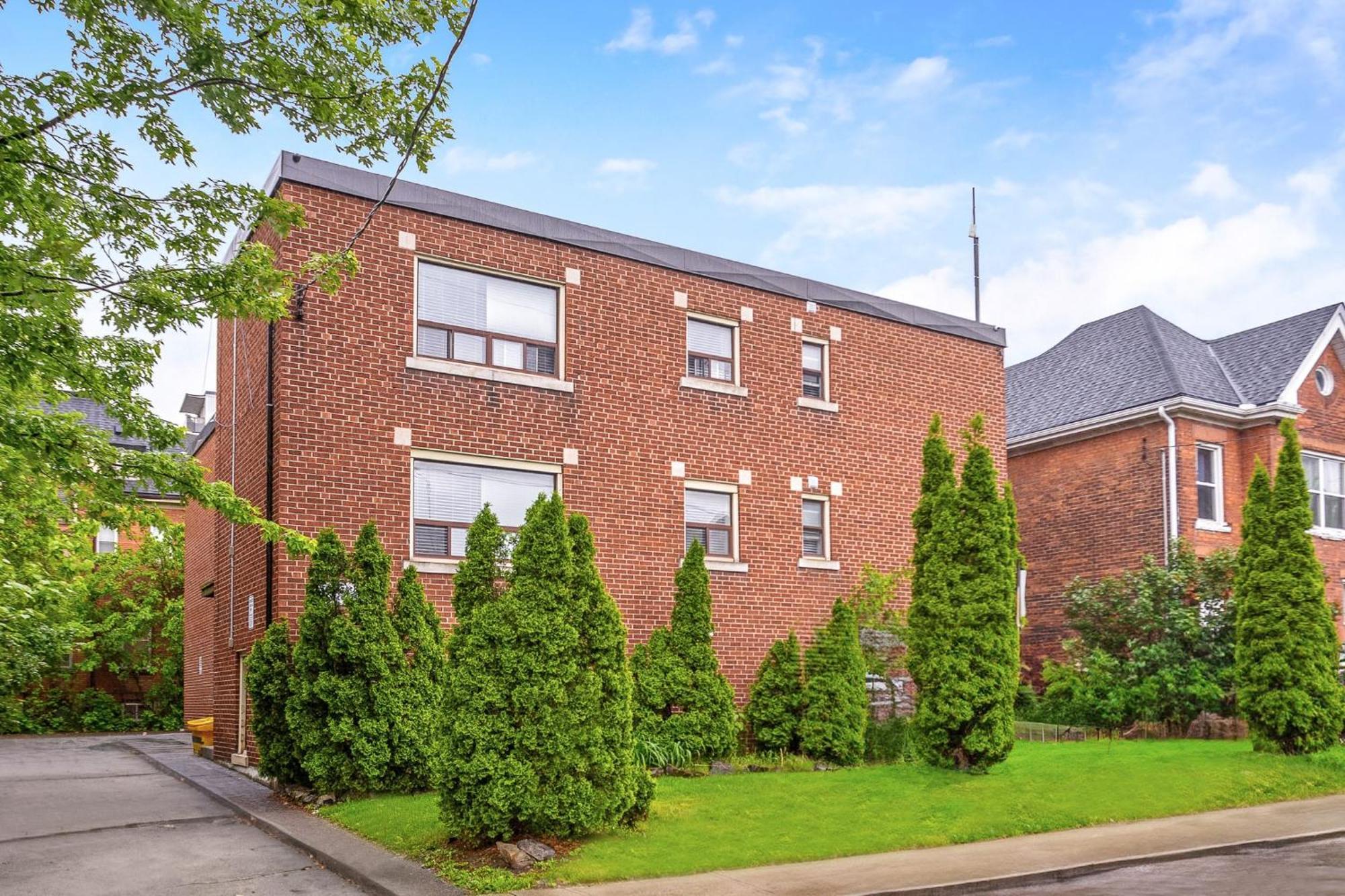 Modern Spacious Apartment In Corktown Hamilton Luaran gambar